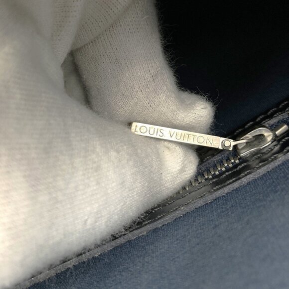 LOUIS VUITTON Navy Monogram Leather Tote Bag - Picture 13 of 13